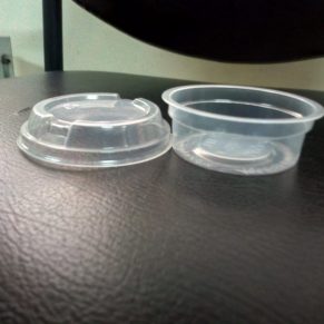 35ml clear cups with lids each